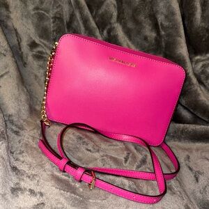 Michael Kors Jet Large East West Crossbody